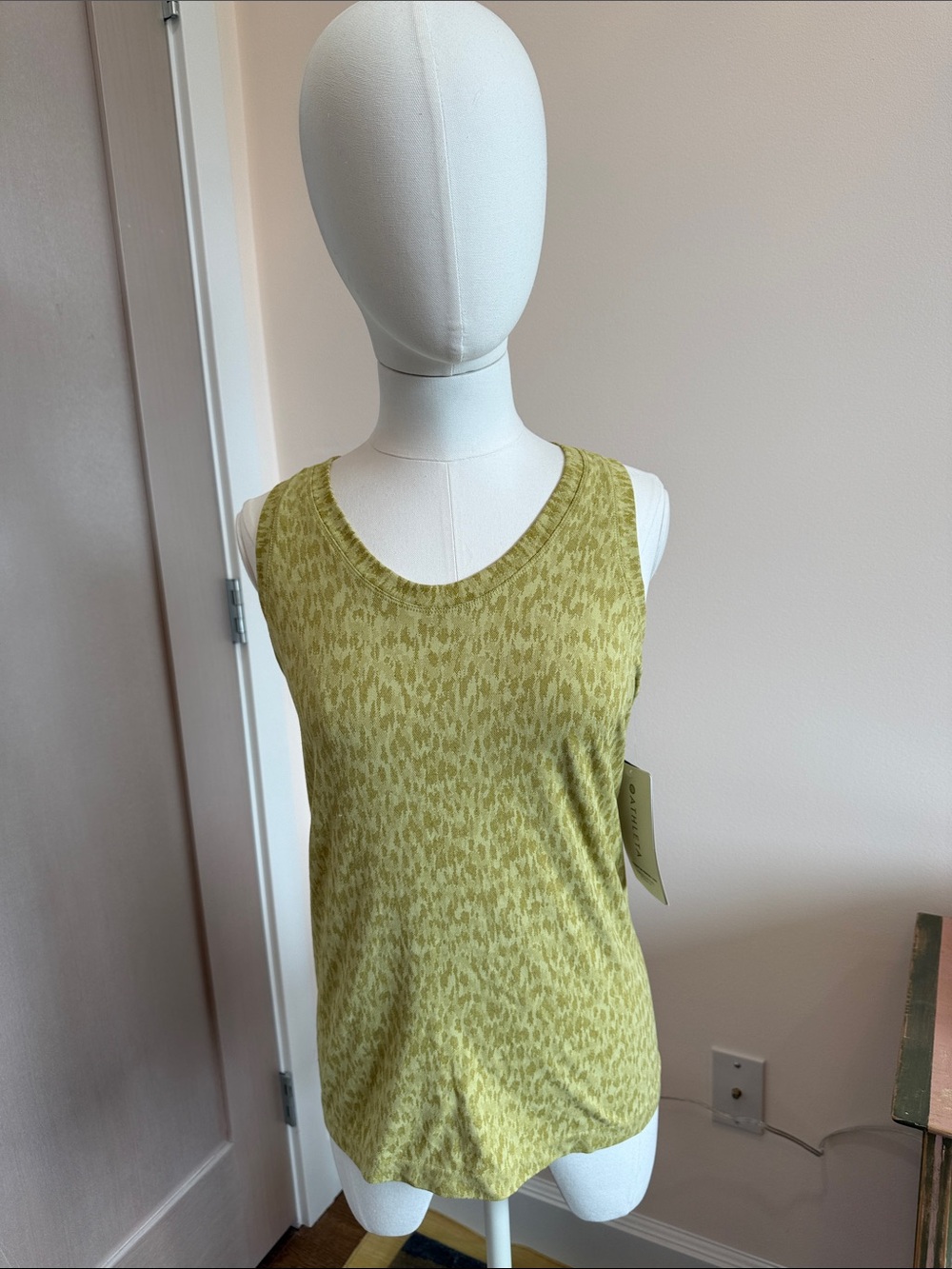 Athleta Tank NEW Never worn